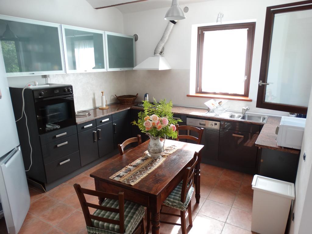Agriturismo Casa De Colores Moretta Bagian luar foto