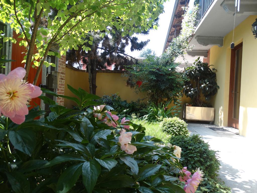 Agriturismo Casa De Colores Moretta Bagian luar foto