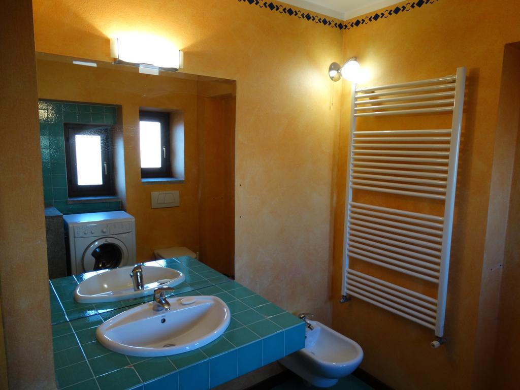 Agriturismo Casa De Colores Moretta Bagian luar foto